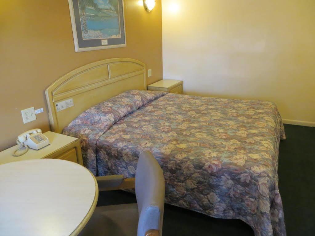 Budget Inn Sebring Eksteriør bilde